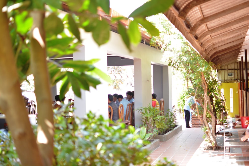 Nakru Guesthouse And Restaurant 7/42