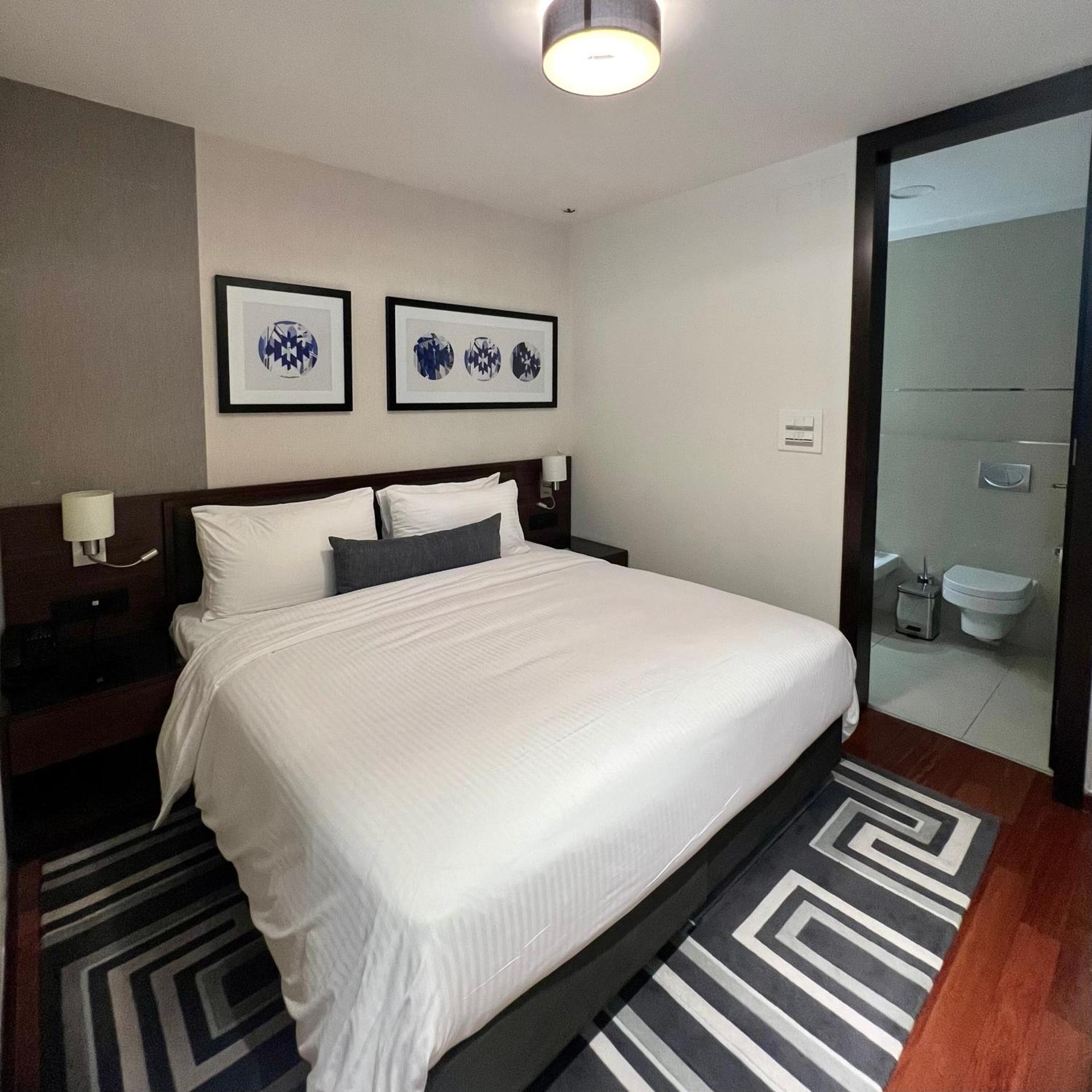 2 Bedrooms, Suite, Double Bed