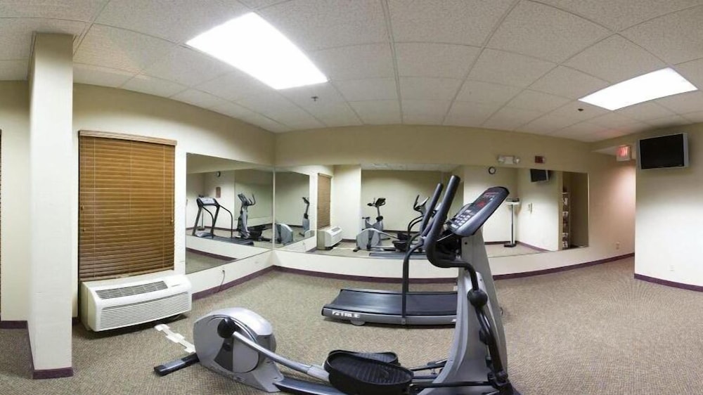 Holiday Inn Express Atlanta W(I-20)Douglasville 18/40