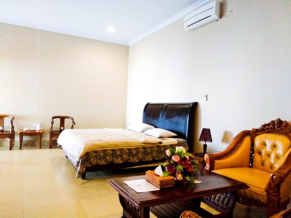 Nirwana Buton Villa 14/31