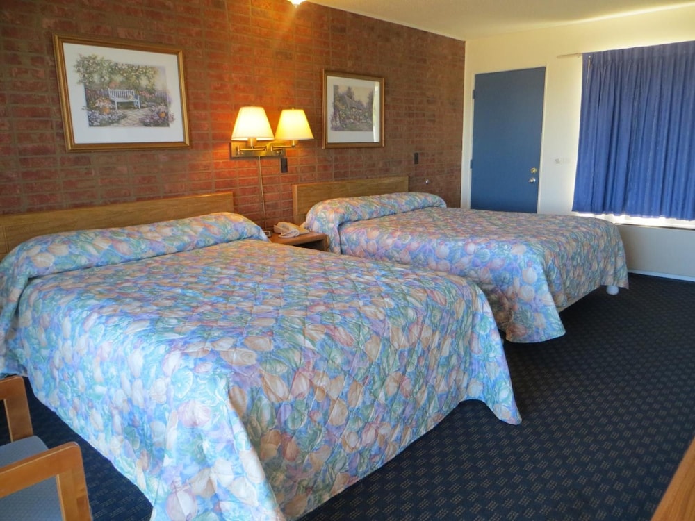 Sunrise Beach Motel 14/47