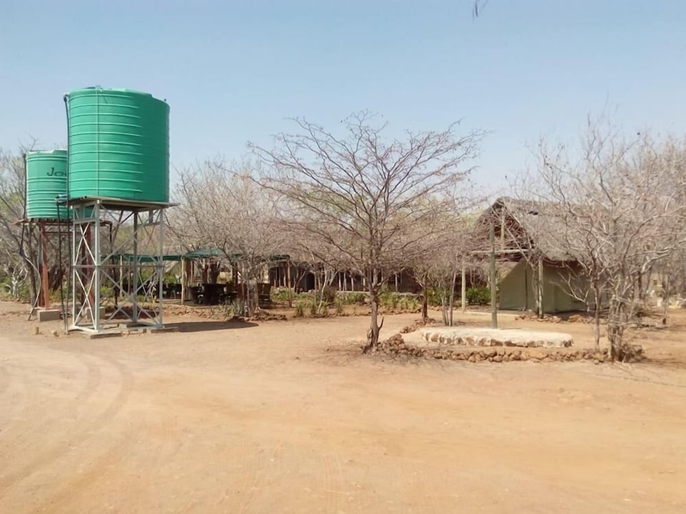Liya Lodge and Campsite 14/19
