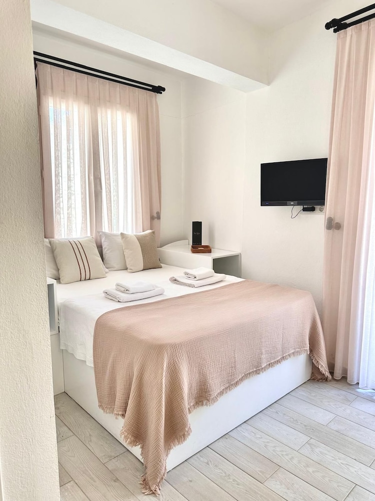 Selin Hotel 9/50