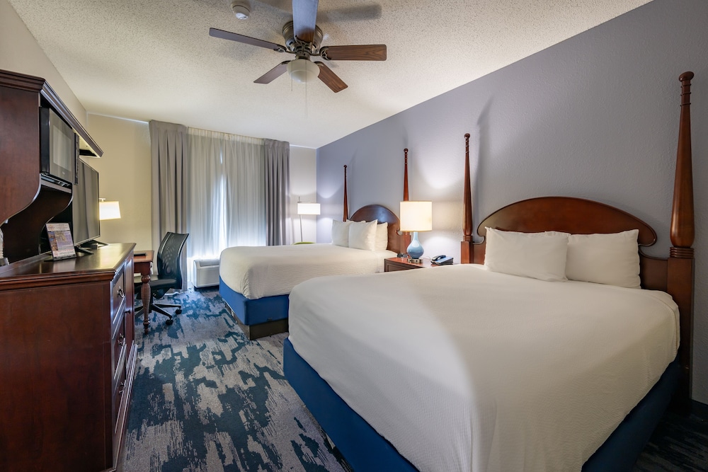 ROOM, 2 QUEEN BEDS, BALCONY
