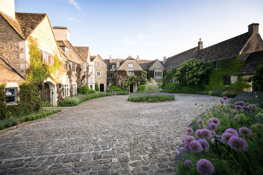 Whatley Manor Hotel & Spa 32/40