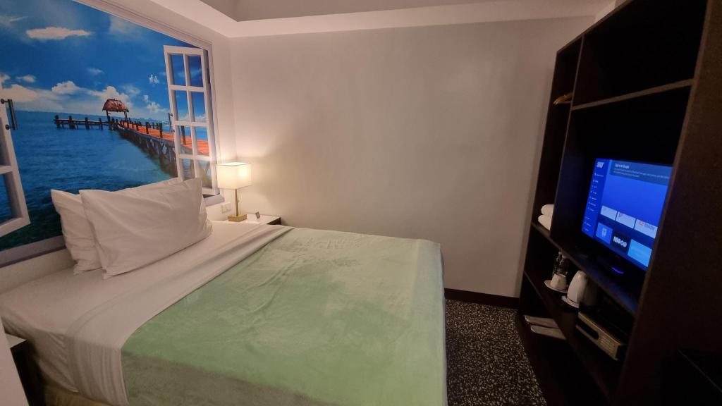 One Cristina Suites 23/49
