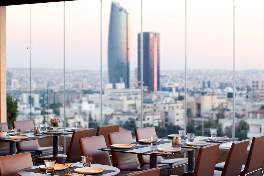 AlQasr Metropole Hotel 59/67