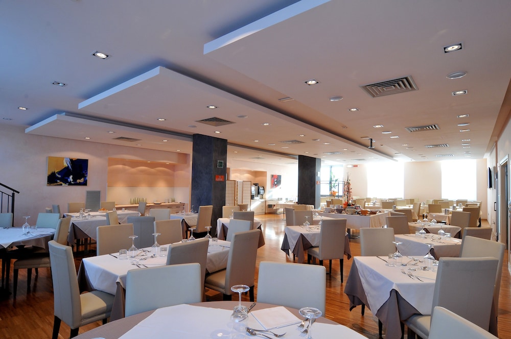 restaurant-cafeteria