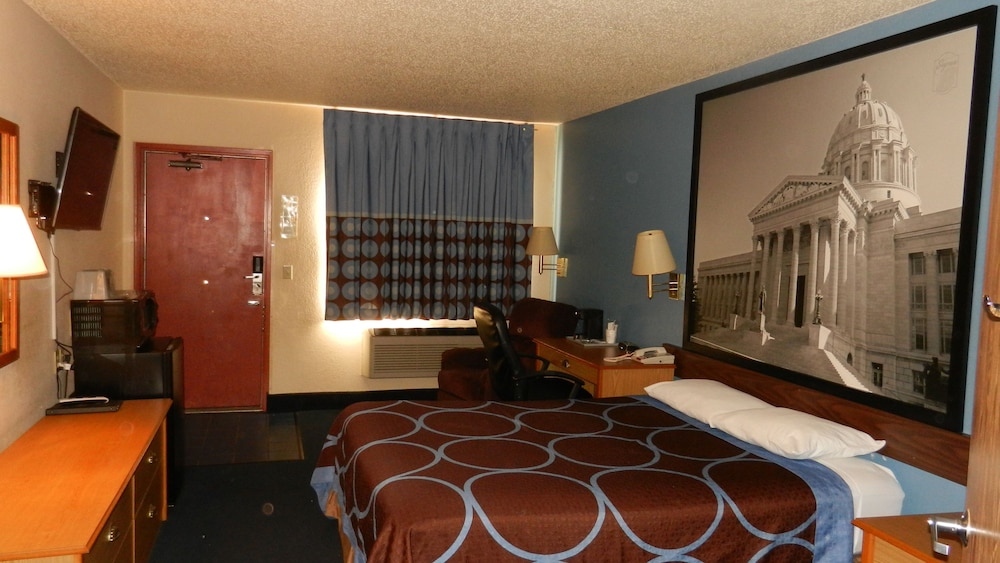 Super 8 By Wyndham Potosi 12/29