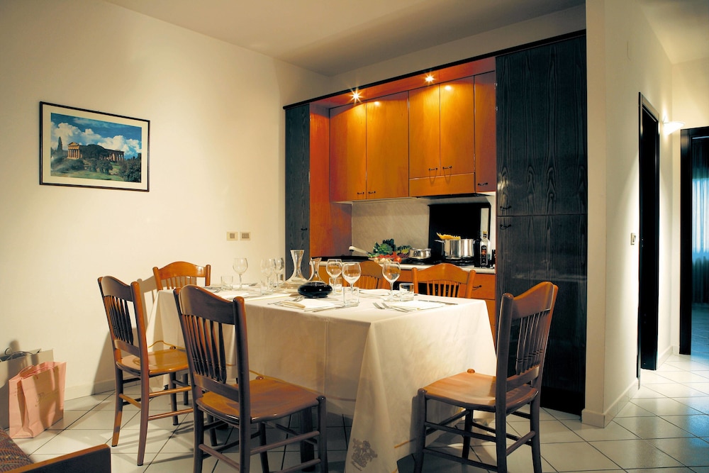 OLEANDRI RESORT 62/81