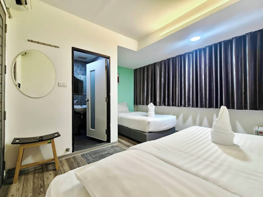 Kim Korner Hotel 28/54