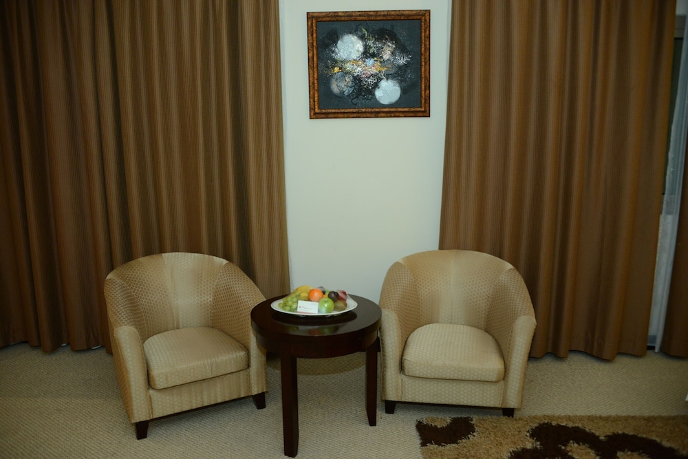 Monroe Hotel Bahrain 45/66
