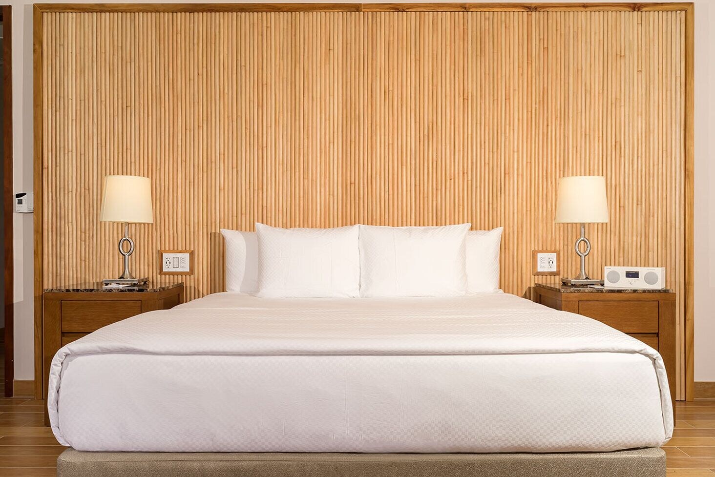 Tower, Deluxe, King Bed, Island View, Sofa, Merry Wing