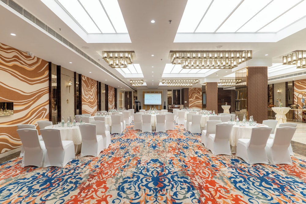 Nirvana Sarovar Portico Gorakhpur 53/62