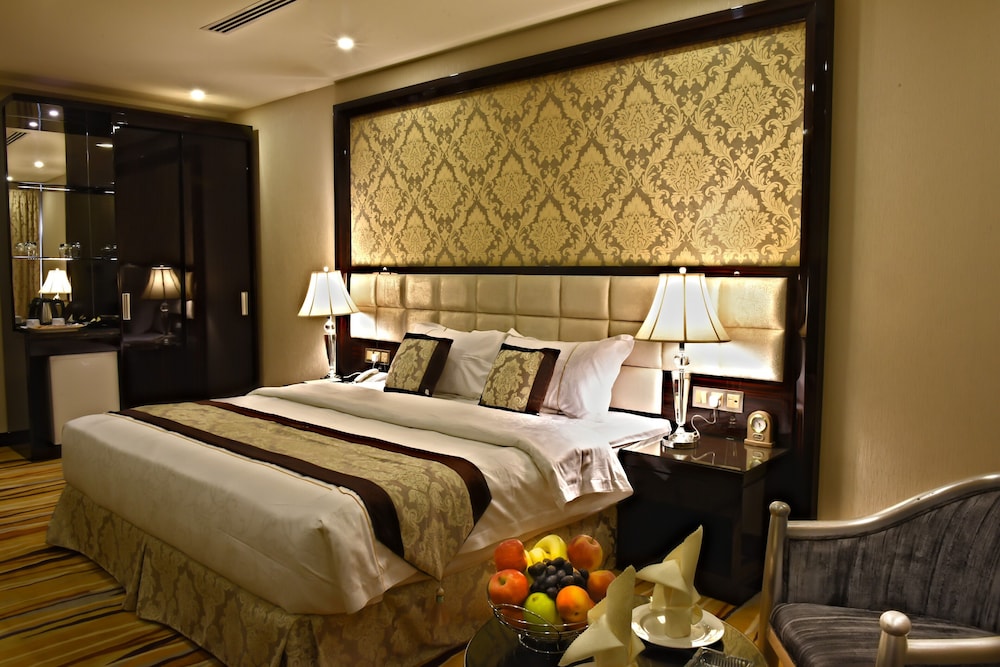 فندق جاردن بلازا(Garden Plaza Hotel Salmaniah) 8/35