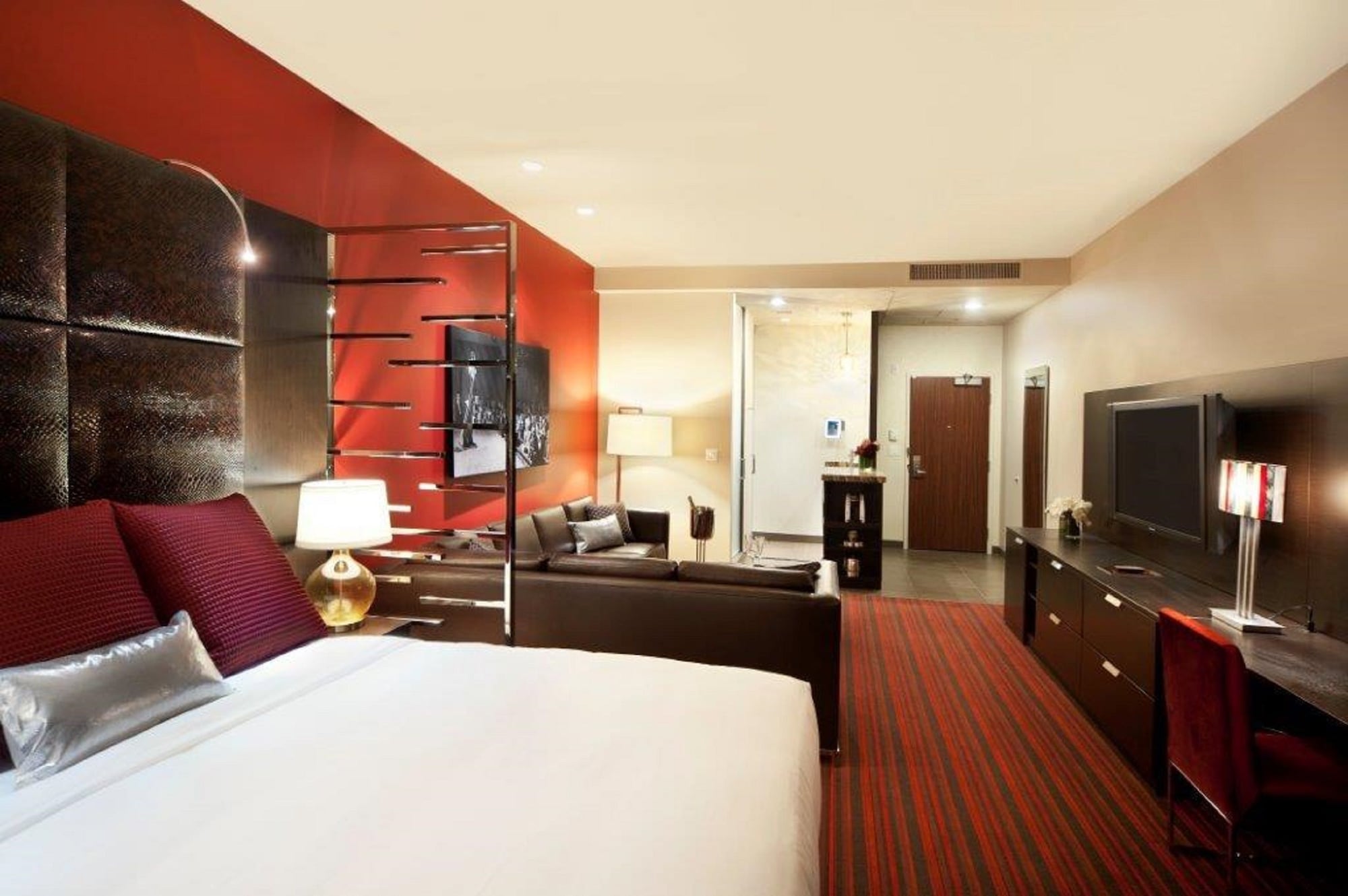 1 BEDROOM, JUNIOR SUITE