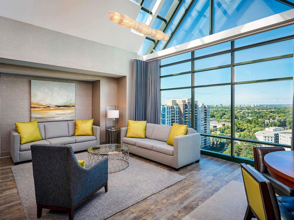 Novotel Toronto North York