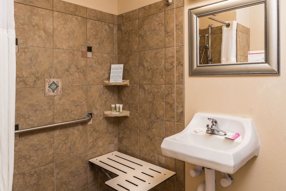 Staybridge Suites Las Cruces 28/72