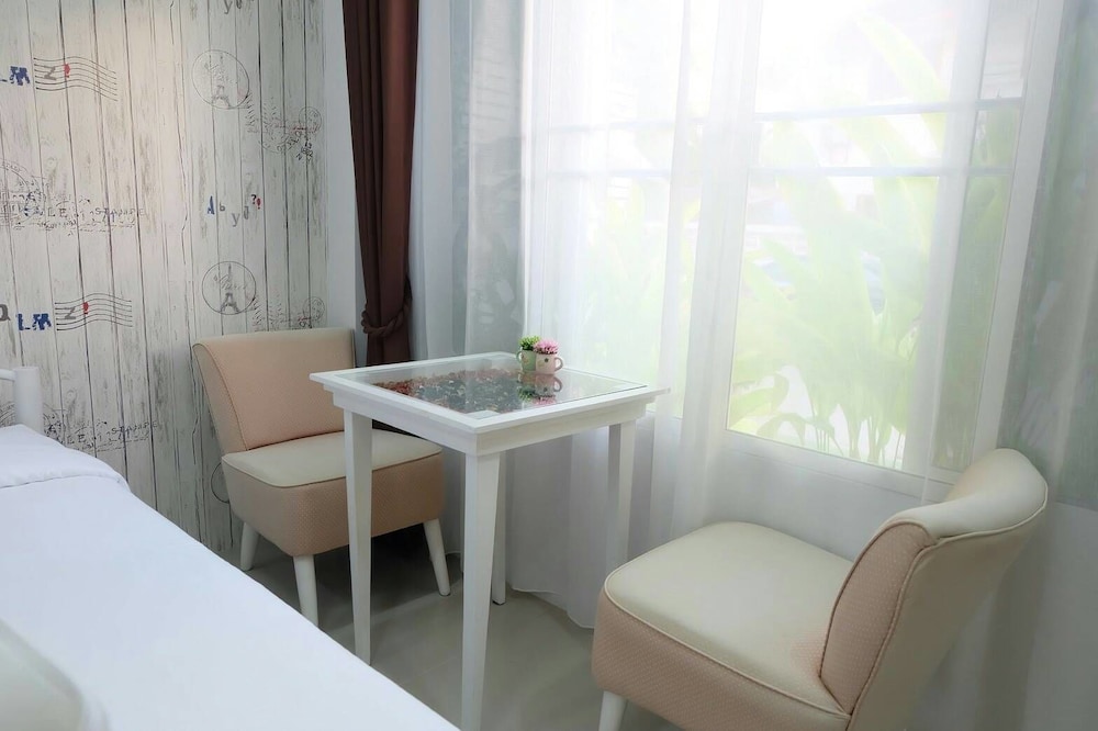 Baan Pastel Boutique Hotel Hostel 40/70