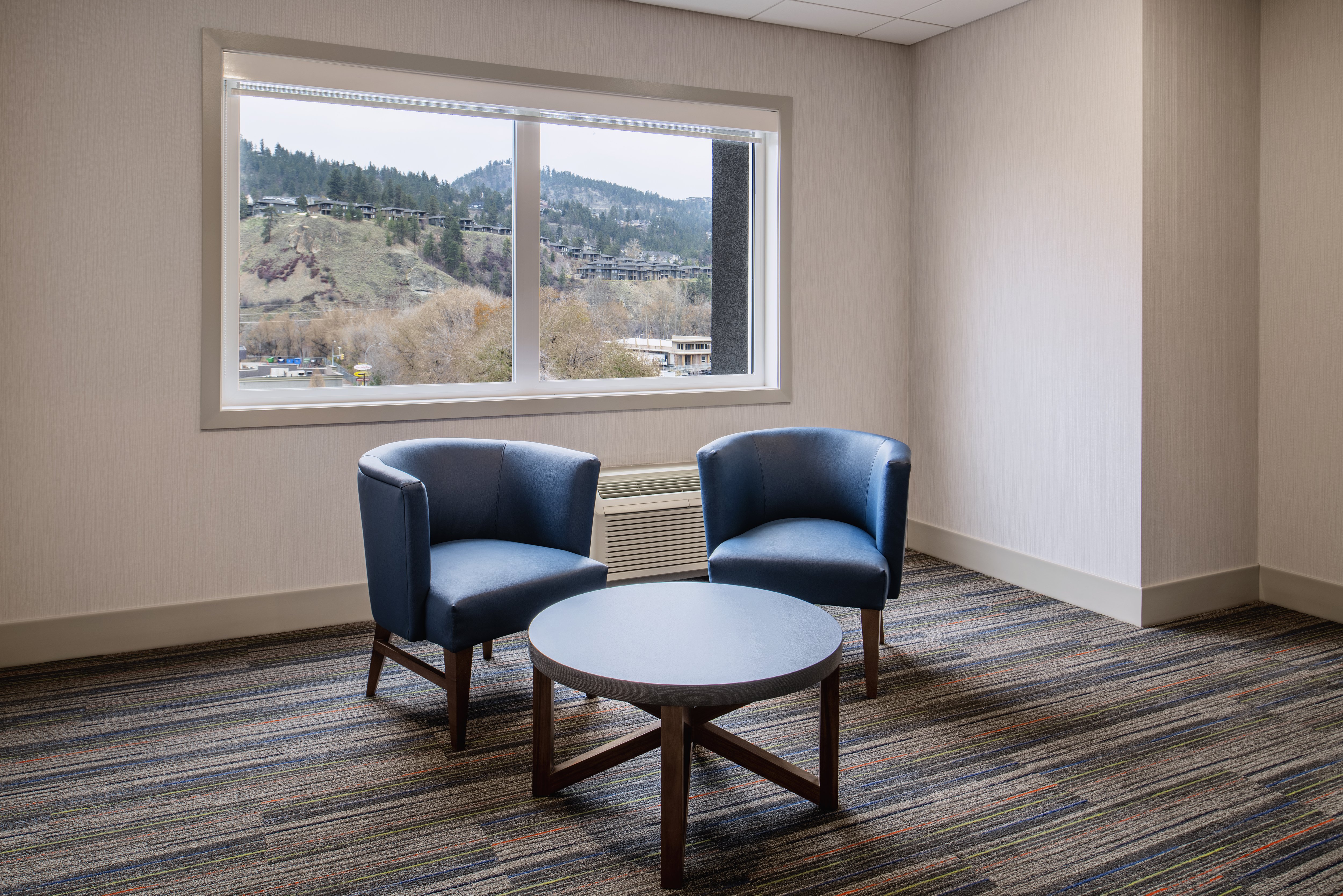 Holiday Inn Express And Suites Kelowna East 39/68
