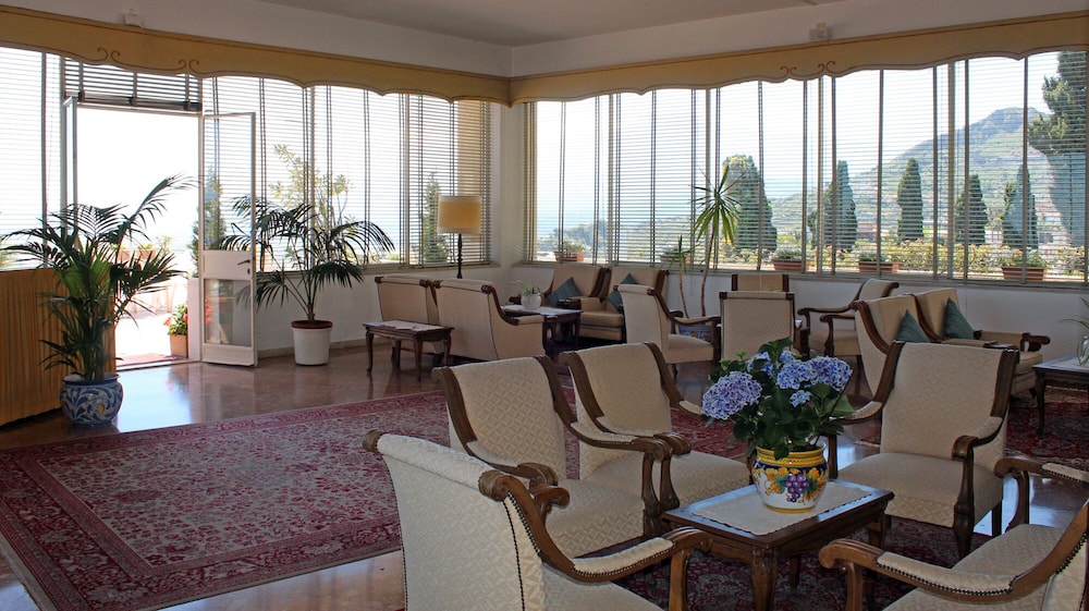 Mediterranee Hotel 46/63