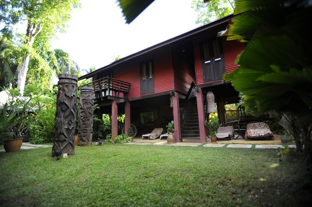The Village House 56/61