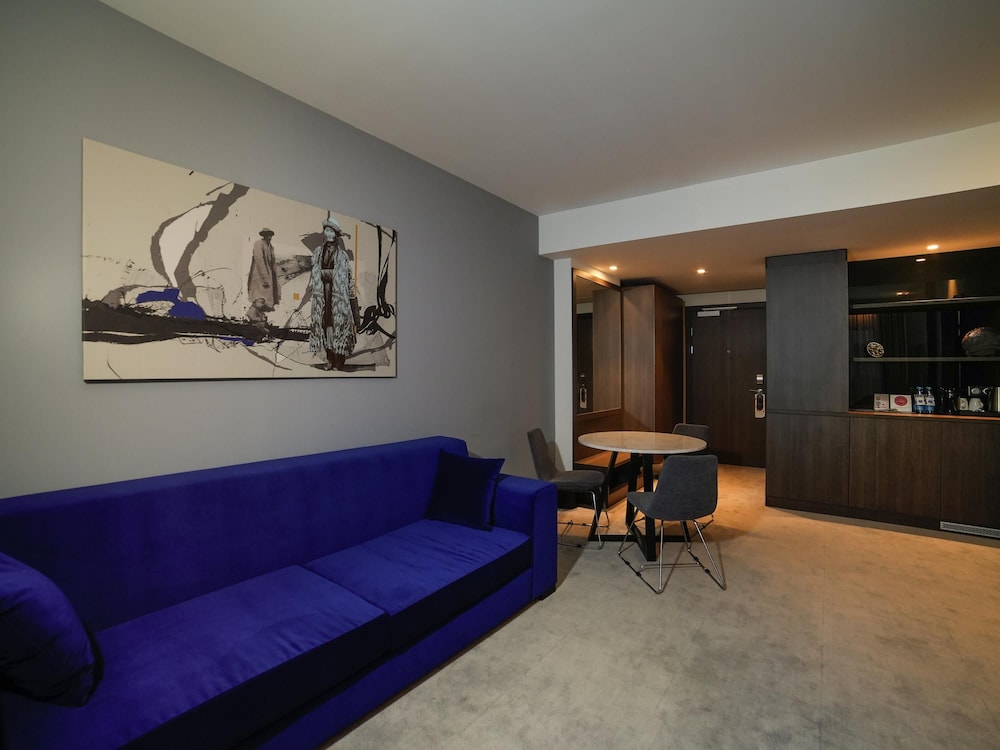 NOVOTEL Bishkek City Center 28/50