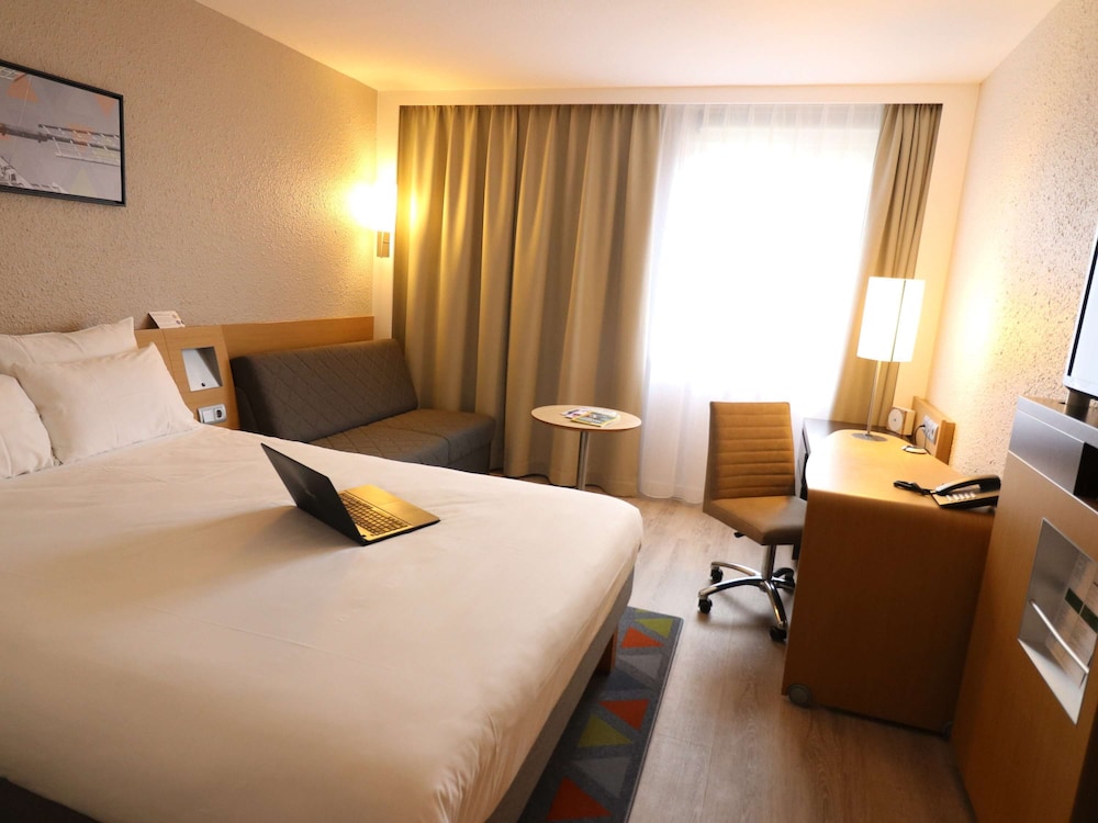 NOVOTEL BREDA 26/73
