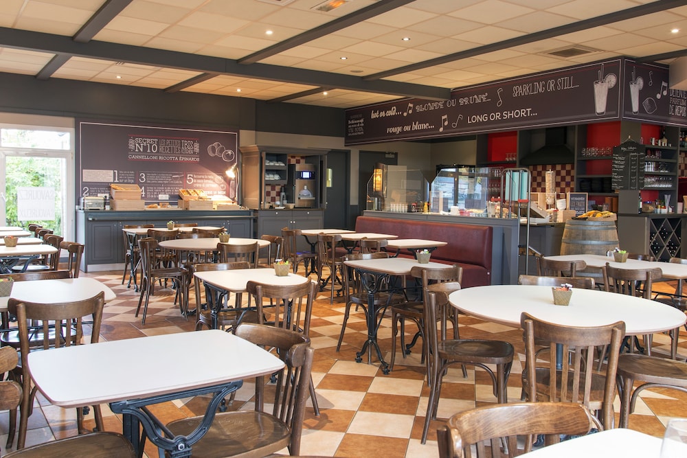 Ibis Falaise Coeur De Normandie 43/58
