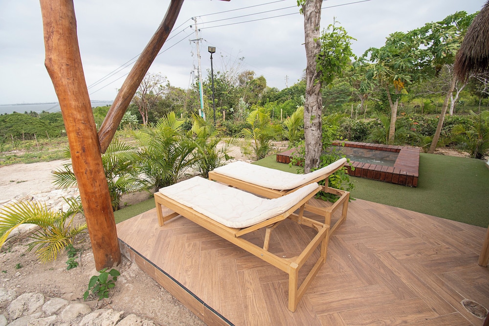 Santuario Beach Hostel 28/48
