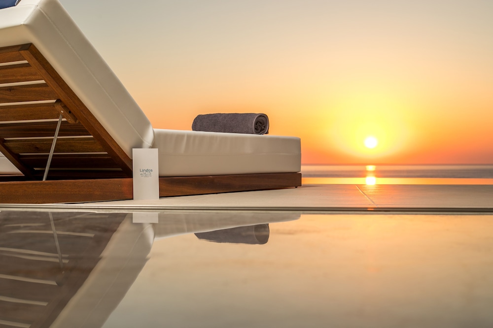 Lindos White Hotel & Suites 24/47