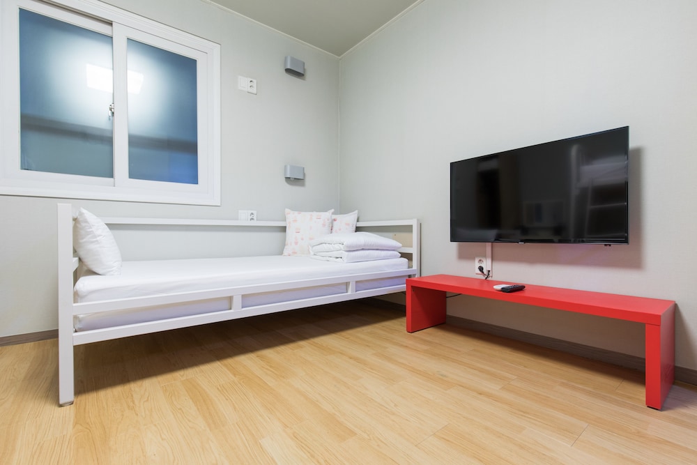 Uniqstay Hostel And Suite 16/46