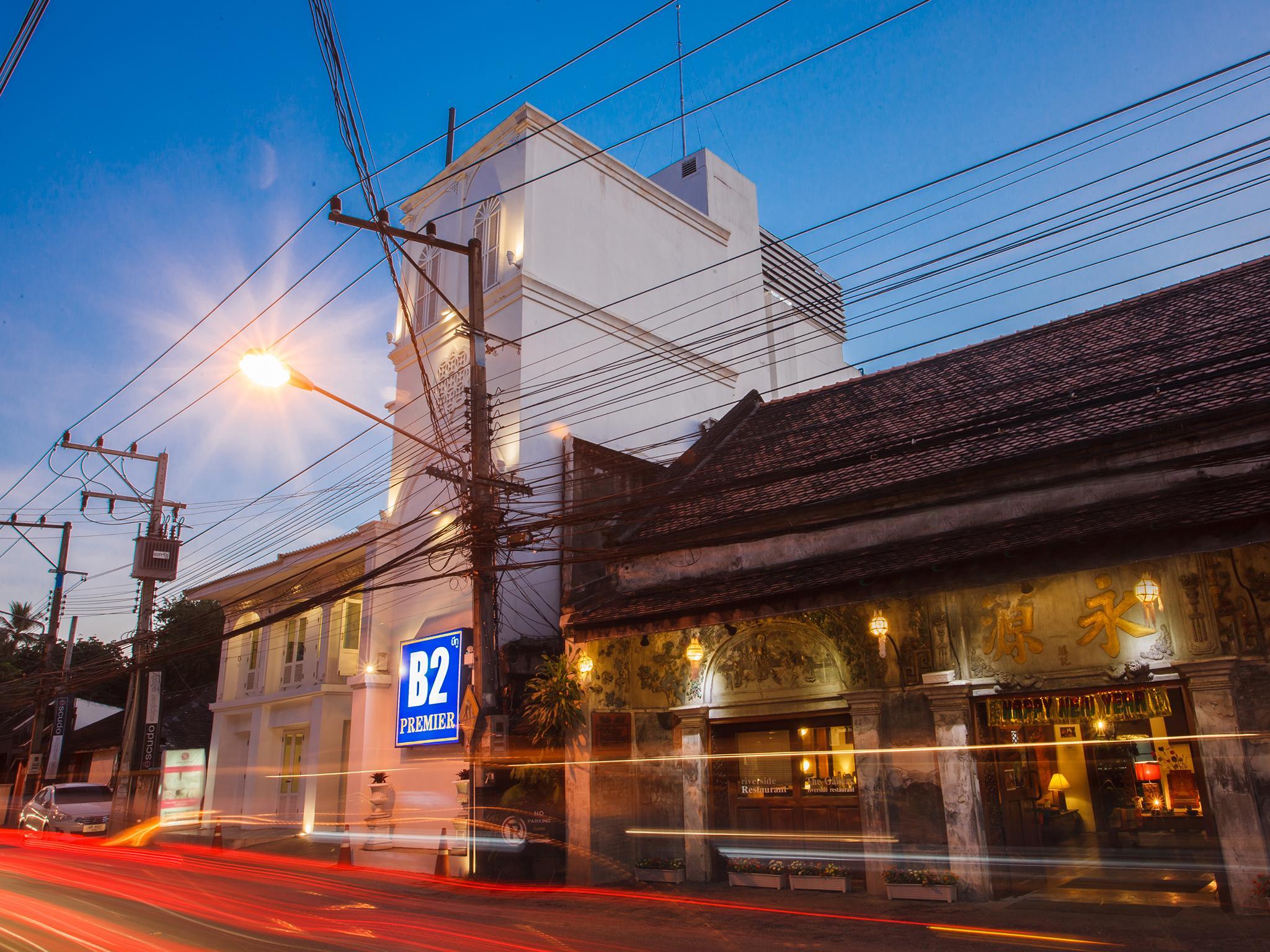 B2 Riverside Colonial Hotel 5/43
