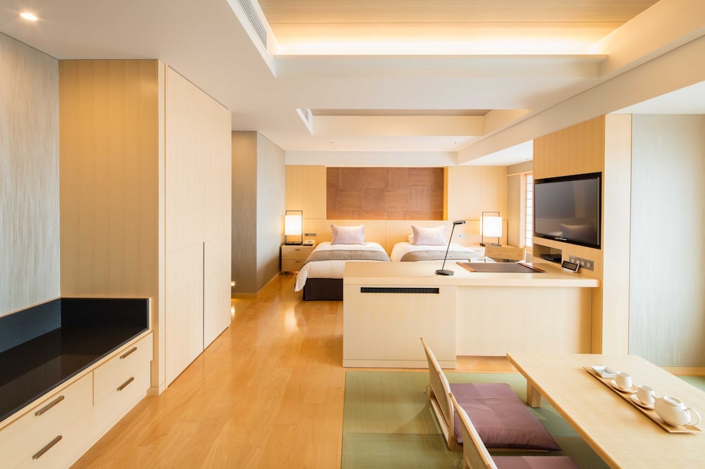 Cerulean Tower Tokyu Hotel, A Pan Pacific Partner Hotel 25/70