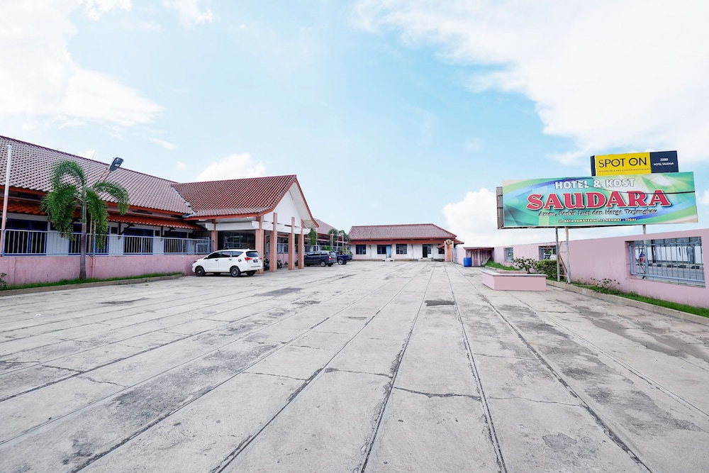 SPOT ON 2289 Hotel Saudara 20/26