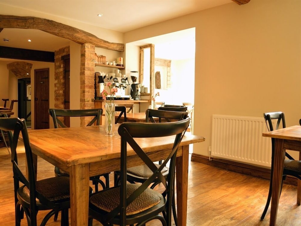 The Plough Bed and Breakfast 11/22