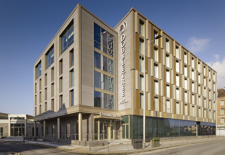 Doubletree By Hilton Hull 64/68