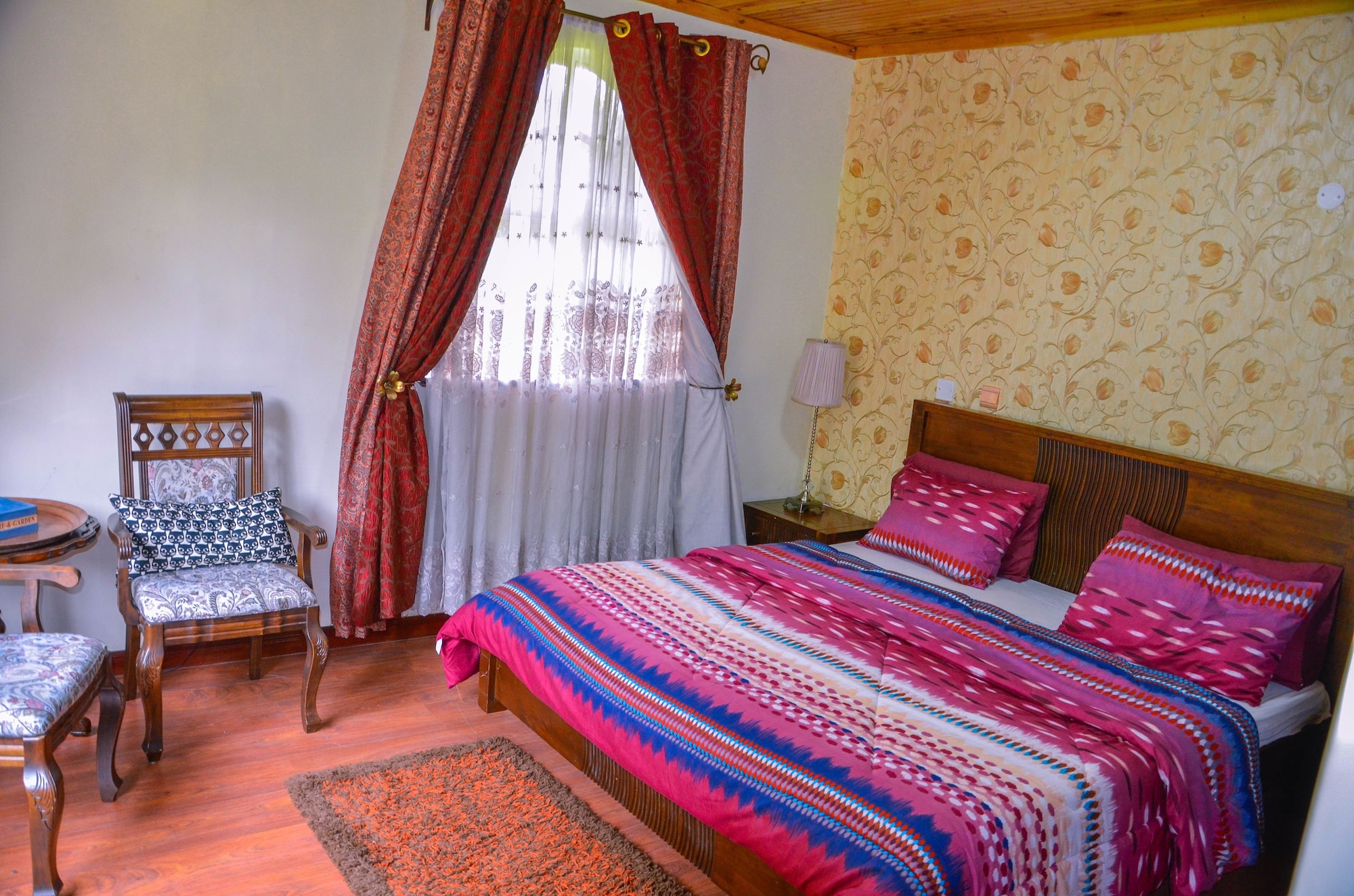 2 BEDROOMS, APARTMENT
