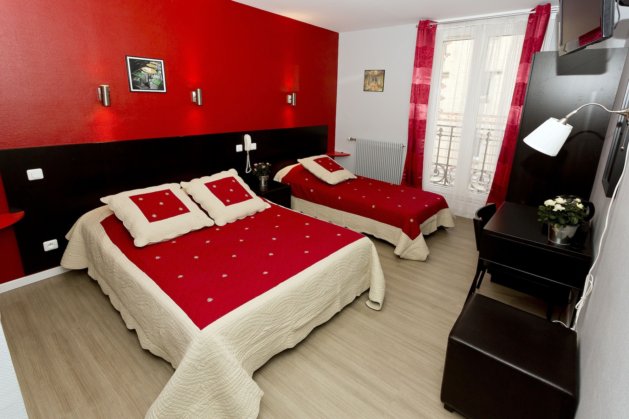 ROOM, TRIPLE