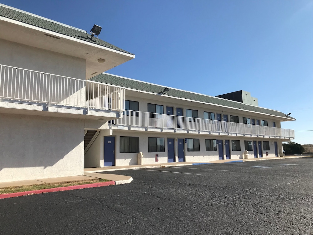 Motel6 Tucumcari, NM 10/71