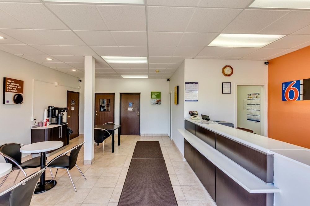 Motel6 Albert Lea, MN 15/59