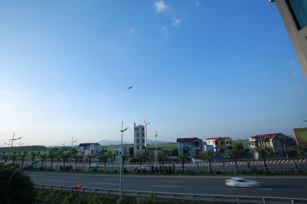 Avs Noibai Hotel 41/43