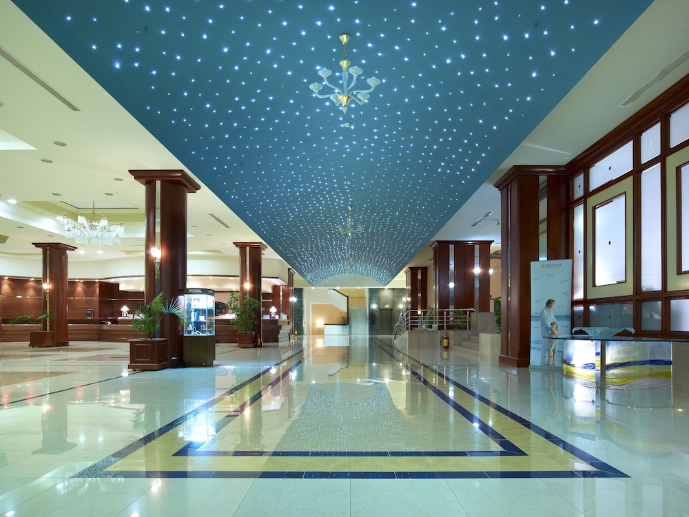 Kipriotis Panorama Hotel and Suites in Psalidi