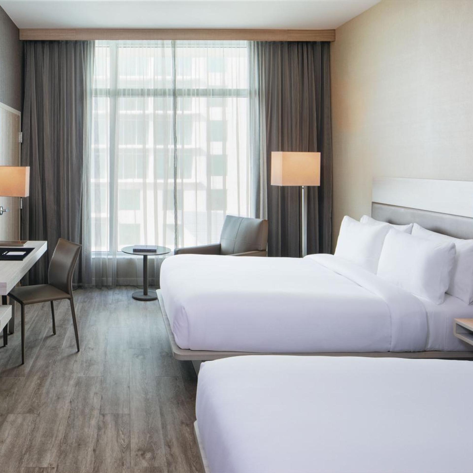 Guest Room, Premium, 2 Queen Beds, Promenade View