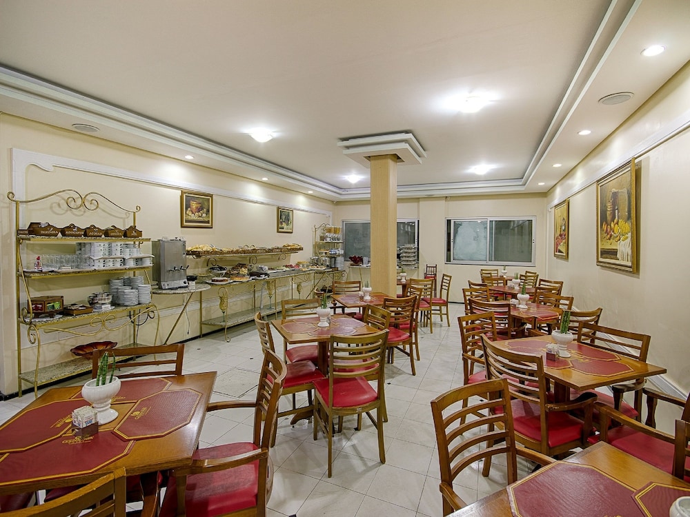 Hotel Golden Park Curitiba by Nacional Inn 86/97