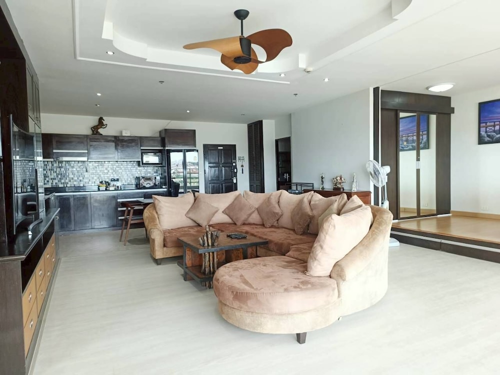 View Talay 6 Condominium By Honey 59/84