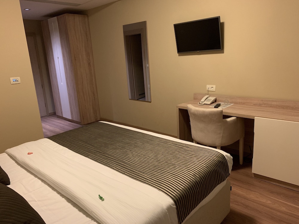 Hotel Leone 13/60