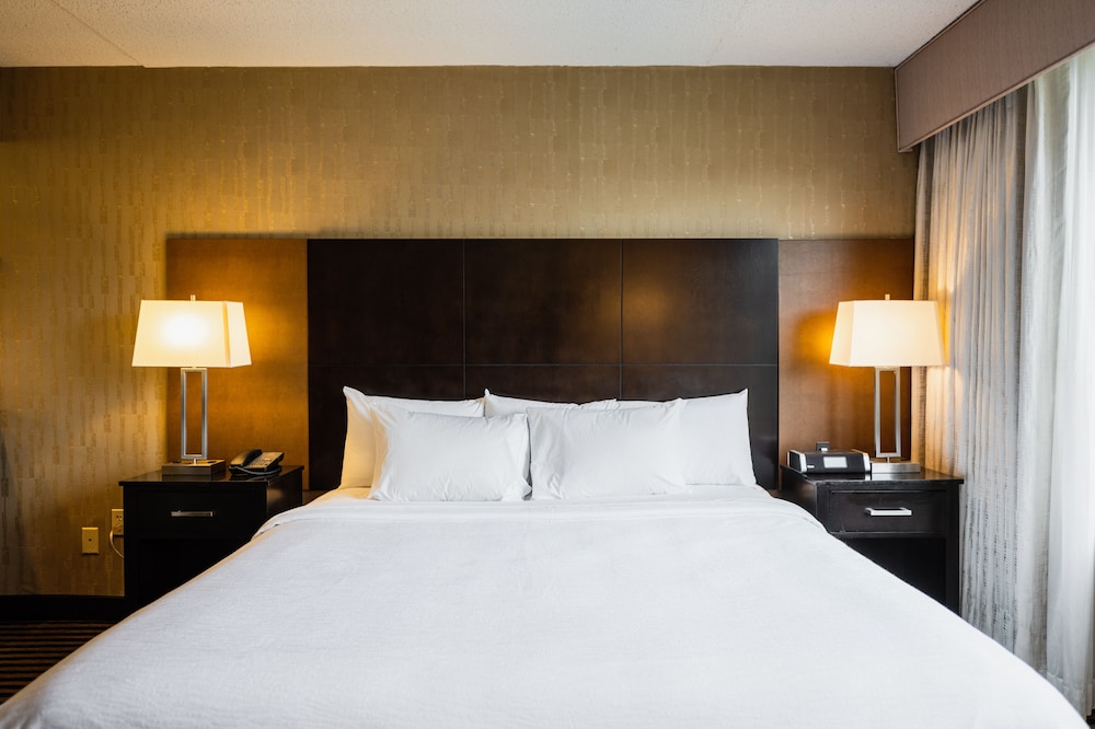 Embassy Suites by Hilton Piscataway Somerset 20/59