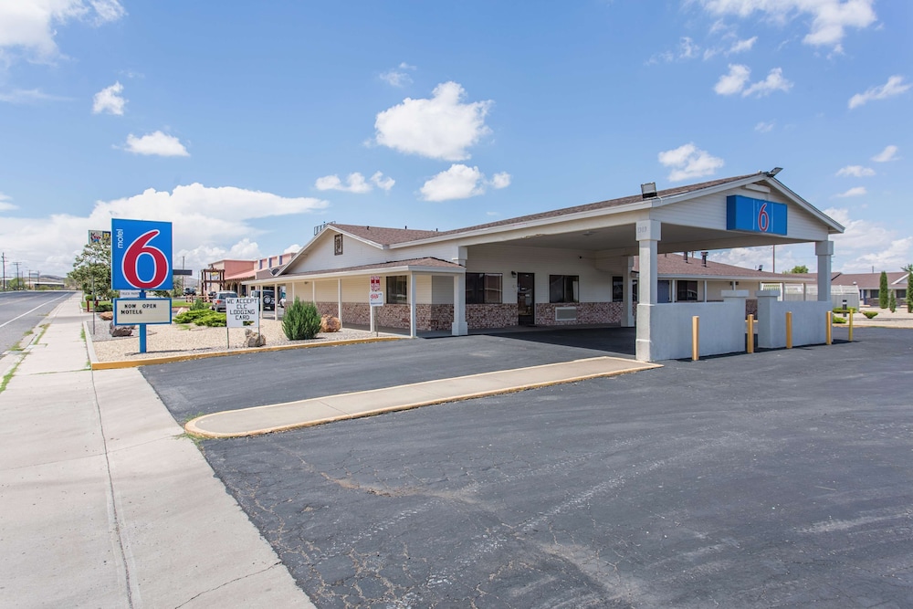 Motel6 Lordsburg, NM 45/58