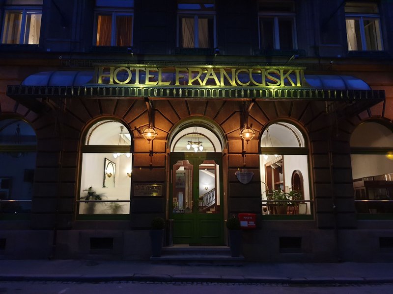 H15 Hotel Francuski 2/42